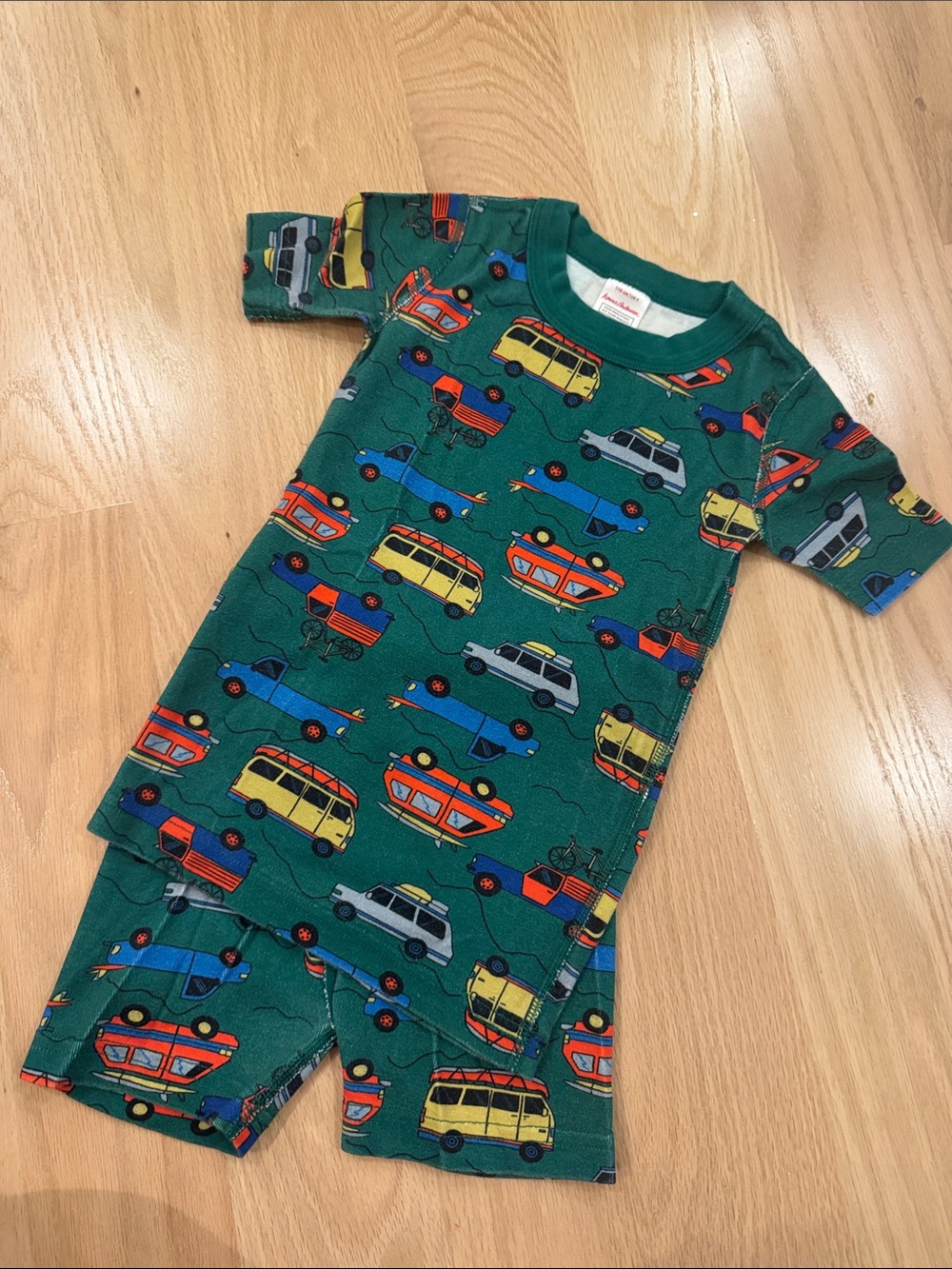 Hanna Andersson | Kids Short Sleeve Pajama Set with Vehicle Print